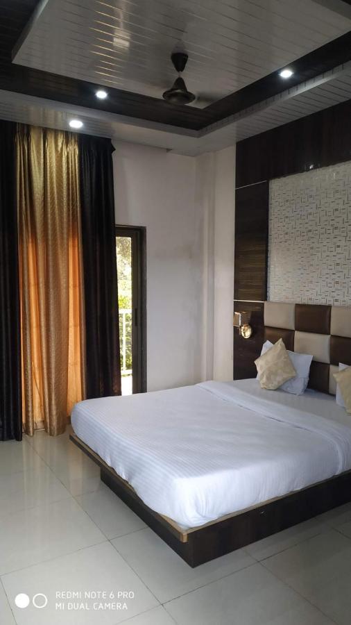 Royal Honey Resort Mahābaleshwar Buitenkant foto
